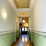 Altstadt 4 Personen Kueche Netflix Location *