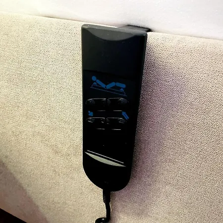 Altstadt 4 Personen Küche Netflix Location