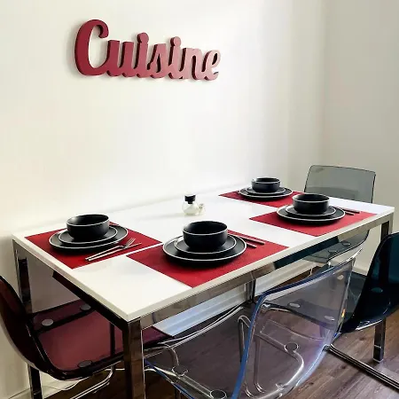 Altstadt 4 Personen Kueche Netflix Location * Pirna
