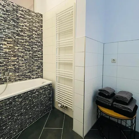 Altstadt 4 Personen Küche Netflix Location Apartamento