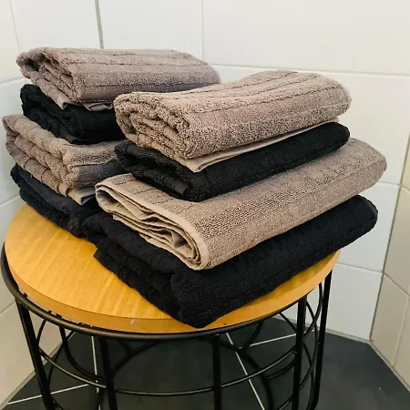 Altstadt 4 Personen Küche Netflix Location Pirna