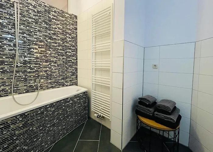 Altstadt 4 Personen Küche Netflix Location Apartment